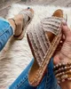 Летние женщины тапочки плоские открытые пальцы повседневные туфли дамы горки пляжные сандалии сандалии на 2021 0227