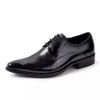 2020 heren formele slijtage schoenen lederen zakelijke jurk schoenen mannen puntige teen gesneden grote maat Oxfords lace up trouwschoen
