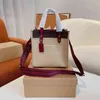 Högkvalitativa påsar Tote Kvinnor Vit Handväska Skulder Brun Läder Designer Crossbody Kvinna Purses Breda Canvas Straps 220309