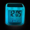 Reloj despertador de sublimación con luz nocturna suave de 7 colores Reloj despertador pequeño cuadrado de color grande LED multifuncional que cambia de color 2285278