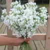 エレガントな白いgypsophilaの造られた花の赤ちゃんの息をべく花の花嫁介添え花の装飾200個のPCS