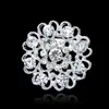 Kvinnor Crystal Love Flower Brosches Pins Diamond Brosches Boutonniere Stick Corsage Wedding Brosch Fashion Jewelry Will and Sandy New