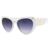 Gafas de sol Retro Cat Eye V letras mujeres 2022 diseñador Vintage gafas de sol cuadradas hombres moda Ocean Metal Shades