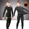 Sous-vêtements thermiques d'hiver Set Enfants Chaud Thermo Sous-vêtements Homme Masculino Long Johns Garçons Filles Lucky Johns Fitness Séchage rapide 201106