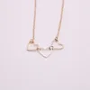 Hollow Out Love Heart Necklace ثلاثة قلادات مجموعة قلادة للفتيات للنساء إلى Gold Silver Rose ثلاثة ألوان اختيارية 250n