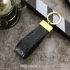 2023 Keychain Marka Tasarımcı Anahtar Zinciri Erkekler Lüks Araba Anahtarlama Kadın Moda Arı Toka Anahtarlıklar El Yapımı Deri Erkek Kadın Çantalar Kolye Aksesuarları Yüksek Kalite