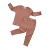 キッズテイルズ秋の春の赤ちゃんトラックスーツソリッドコットン幼児少年少年綿服セット2PCSシャツ+パンツ