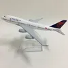 Jason TUTU 16 см Модель самолета Модель Delta Air Lines Boeing 747 Модель самолета 1: 400 ДВЯЗАТЕЛЬНЫЕ МЕТАЛЛЫМИ УПРАВЛЕННЫЕ ЛЕГОВЫЕ ДИСЫ ЛЖ200930