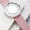 SHENGKE, reloj de pulsera con movimiento de cuarzo para mujer, relojes de cuarzo para mujer, correa de cuero, espejo creativo, esfera analógica de cristal, correa de reloj rosa y azul