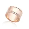 Nowa najwyższej jakości designer urokowy L klasyczny styl pierścień mody stal nierdzewna do literowej pary pierścionka marka biżuterii gif9572124
