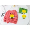 Hylkidhuose Spring Toddler Spädbarnskläder sätter babyflickor pojkar kläder honungsbi t shirt jeans barn semester kläder lj201223