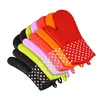 Home baking thickened silicone antiperm cover Professional oven microwave oven heat resistant kitchen polka dot gloves
