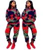 2 pezzi set donne Felpa con cappuccio Stampa Camouflage Tuta Surveted Donne Runway Pantaloni Jogging Sweat Suit Streetwear Abbigliamento T200113