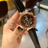 Mode Women Watches Top Brand Designer Watch 32mm Diamond Dial Wristwatches Leather Strap Quartz Clock för Ladies Christmas Valentine's Mors Day Gift