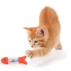 Legendog 2pcs/set Cat Toys Mooie niet-geweven visvorm Cat Chew Toys Cat Ball Feather Interactive Toy Pet Pet Supplies Rand Jllpra