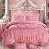 Soie coton Jacquard âme sœurs de luxe de mariage Literie dentelle Housse de couette Couvre-lit taies d'oreiller Reine King Size 3/4/6 / 9pcs T200706