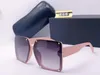 2022 Luxur Top Classic Square Sunglasses Designer Brand Fashion Mens Womens Sun Glasses Lenses en verre en métal 8667538495