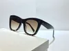 여성을위한 디자이너 선글라스 4004 인트 여름 우아한 스타일 UV 보호 방패 렌즈 4S004 고양이 눈 선글라스 세련된 스타일 풀 프레임 패션 안경 상자