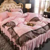 Vierdelige beddengoed sets prinses stijl koraal fleece dubbelzijdig fluwelen gewatteerde bed rok kant flanel dekbedovertrek beddengoed hoge kwaliteit