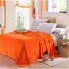 Couverture de flanelle de qualité de luxe, couvre-lit en molleton de corail, couleur orange solide, draps de lit multi-tailles pour adultes, couvertures de couleur unie 201111