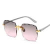 2021 Mode Randlose Frauen Sonnenbrille Kunststoff Vintage Sonnenbrille Klassische Gradient Sonnenbrille