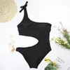 Misswim sexy one schouderbikini 2020 zwart 1 st zwempak vrouwelijk plus size zwemkleding vrouwen uitgesneden 1 st pakken strandkleding t200708