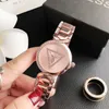 Brand Wrist Watches Women Girl Crystal Triangle Style Dial Dial Band Metal Bandz Watch GS257388301