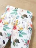 Baby-Sweatshirt mit Rüschenbesatz, Jogginghose mit Blumenmuster, Mütze, Stirnband SIE