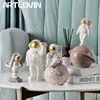 Europa Space Man Figura Astronauta Figurine Supporto per telefono creativo moderno Cosmonauta Statua Scultura Accessori per la decorazione della casa 201212