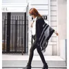 Moda de alta qualidade Moda de inverno Moda listrada Ponchos bege preto e capas com capuz xales e lenços grossos e lenços femme Outwear L5633025