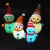 Pupazzo di neve luminoso Natale Giocattolo per bambini Decorazione Regalo Particelle LED Flash colorato Natale Creativo Piccolo regalo Decorazione natalizia