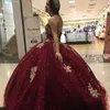 Burgunderrotes, glitzerndes Pailletten-Quinceanera-Kleid, goldene Spitze, süßes Ball- und Partykleid für 16-Jährige, Festzugskleid in Übergröße