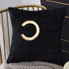 Letter Square Cushion Designer Dekorativ kudde Luxurys Designers Cushion Fashion Pillow Home Dekorera fyra s￤songer D2110147Z