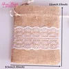 50pcs / lots classique naturel jute toile de jute sac à cordon bijoux cadeau sacs de bonbons décoration de la maison décoration de fête de mariage approvisionnement T200331