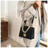 Borse a tracolla di lusso Designer Designer Borsa a tracolla in pelle crossbody per le donne spesse catena maniglia borse a mano moda satchel frizione design semplice design semplice signora borsa hbp