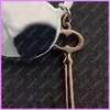 Necklace a ciondolo di alta qualità Donne Designer Necker Designer Desigeri gioielli Chiave Gold Silver Love Mens Lady Gift D221121F2927