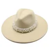 Höst och vinterkvinnor Fedora Kvinna Top Hats British Style Cotton Pearl Decoration Prom High Quality