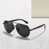 Dekoration Fashion Solglasögon Eyewear för Travel Square Oversized Vintage Trendy med Riml Metal Frame