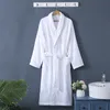 Kimono Robe Mężczyźni 100% Bawełna Housecoat Marka Piżama Jakość Z Długim Rękawem Spada Kąpiel Robe Luksusowe Szlagrobowe Mężczyźni Cotton Classy White 201109