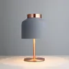 Nordic Projektant Klasyczny Lampa Stołowa Salon Sypialnia Nocnik Light Kreatywny Luksusowy Nowoczesny Ciepła lampa biurkowa