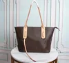 Pinksuago Schulterhandtasche Damen Umhängetaschen Designer Geldbörse 2020 neue Mode heiße Verkäufe Handtasche Canvas-Material M40998