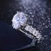 10CT Big Simulate Diamond Anneau de diamant unique Cocktail Poire Coup Topaze Gemone Gemone Engagement Anneau de fiançailles de mariage pour les femmes281b