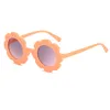 Kids Sunglasses جميل S Sun Glasses مصمم جولة الإطار الفتيات Girls Frosted Glasses Shades Shades Fashion Eyeglasses EyeWear 16 Colors B79416818880