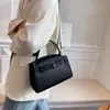Borsa semplice donna 2021 nuova borsa tote borsa a tracolla a tracolla moda borsa per pendolari autunno e inverno