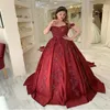 Dark Red Ball Suknia Suknie Wieczorowe Off-Should Bez Rękawów Appliqued Lace Ruched Satin Formalna Prom Dress Custom Made Party Suknie P41