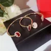 S925 Sterling Silver Red Agat Lock Catch Armband White Shell Gourd Armband 18K Rose Gold Plating Personliga Kvinnors Gratis frakt