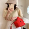 2022 Nya kvinnor Lyxdesigners Evening Bags Handbag Purse Retro Letters Mini Shoulder Bag Fashion DrawString Hucket Bag2499