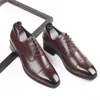 Nuevos zapatos de cuero para hombre, zapatos de vestir de negocios de microfibra de alta calidad, zapatos Oxford sociales elegantes de Italia para boda para hombre