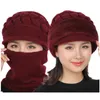 Nouveau automne hiver bonnets casquettes femmes laine chaude siamois bavoir chapeaux femme cheveux coupe-vent velours casquette chapeaux en gros