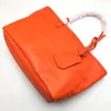 패션 여성 쇼핑 토트 가방 대형 중간 비치 가방 정품 가죽 트림 및 손잡이 가역 가능한 캐주얼 토트 지갑 먼지 가방